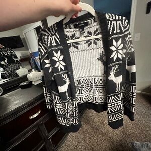 Forever 21 Black and White Patterned Cardigan